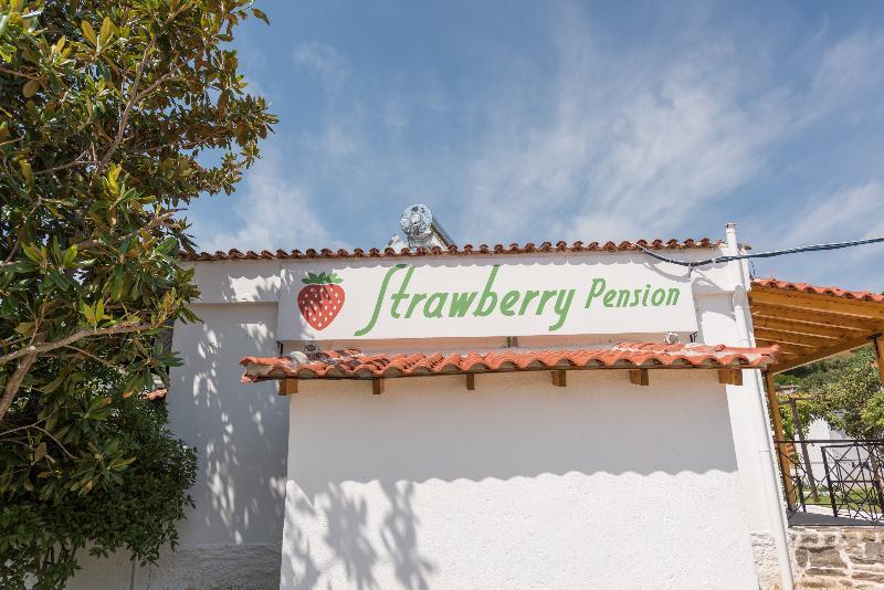 Strawberry Skiathos Agia Paraskevi  Exteriör bild