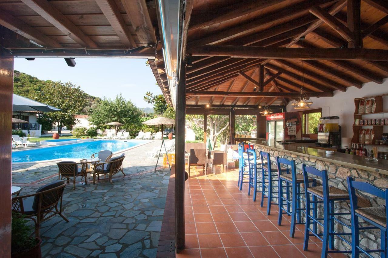 Strawberry Skiathos Agia Paraskevi  Exteriör bild